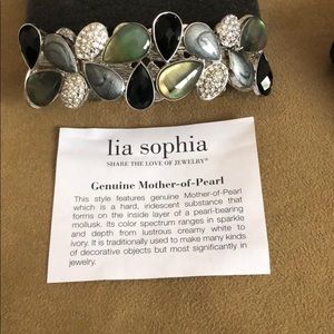 Lia Sophia stretch bracelet